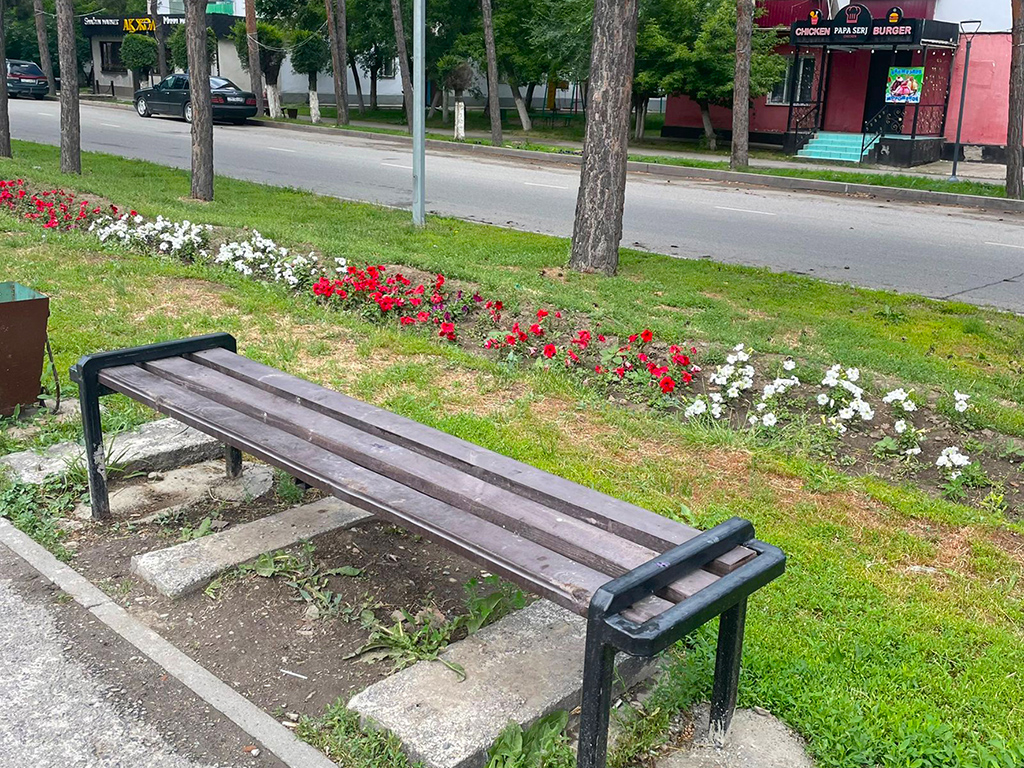 Взрослые проблемы детских площадок