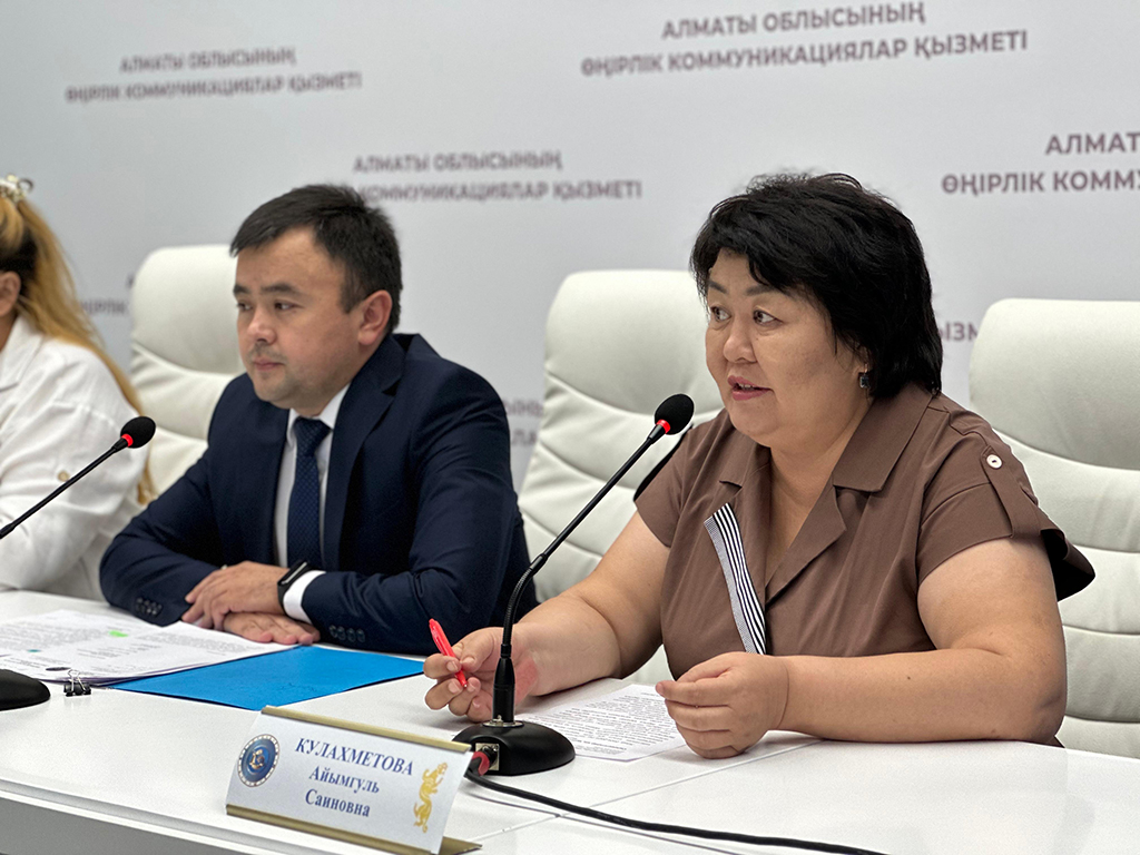 «Мектепке жол»: Алматы облысында 14 мыңнан астам балаға материалдық көмек беріліп үлгерді