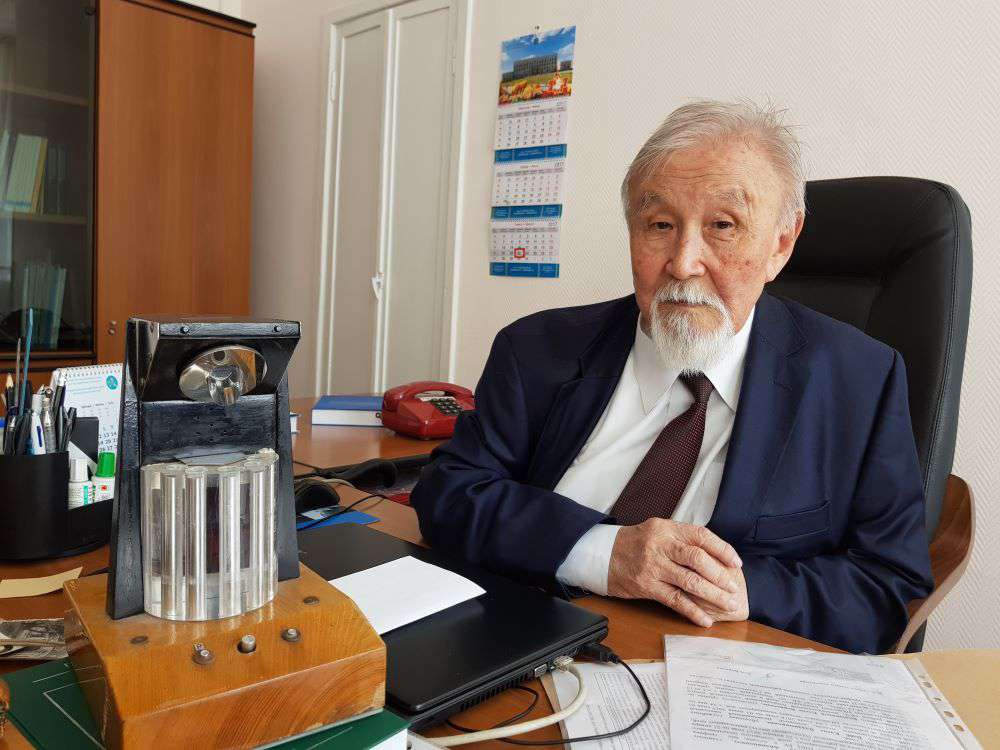 Быть первым трудно, но интересно!