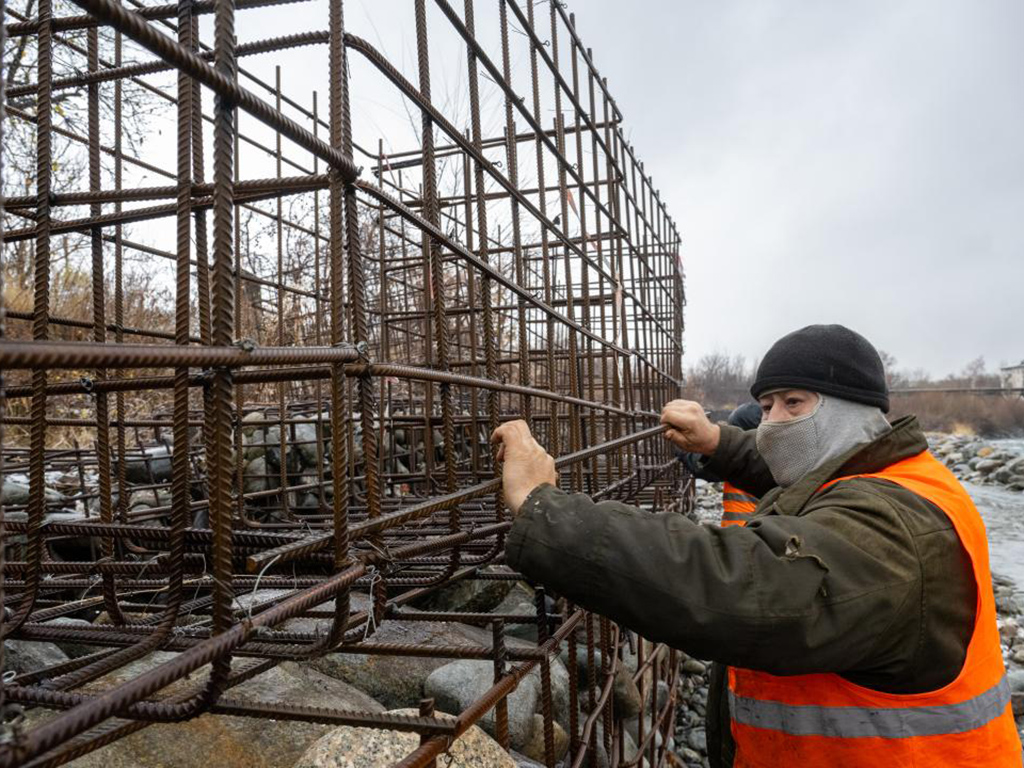 Для подготовки к паводковому периоду в области проведено берегоукрепление 5,6 км русел рек