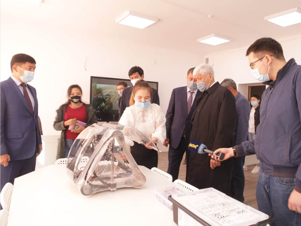 В Талдыкоргане открылась STEM-лаборатория