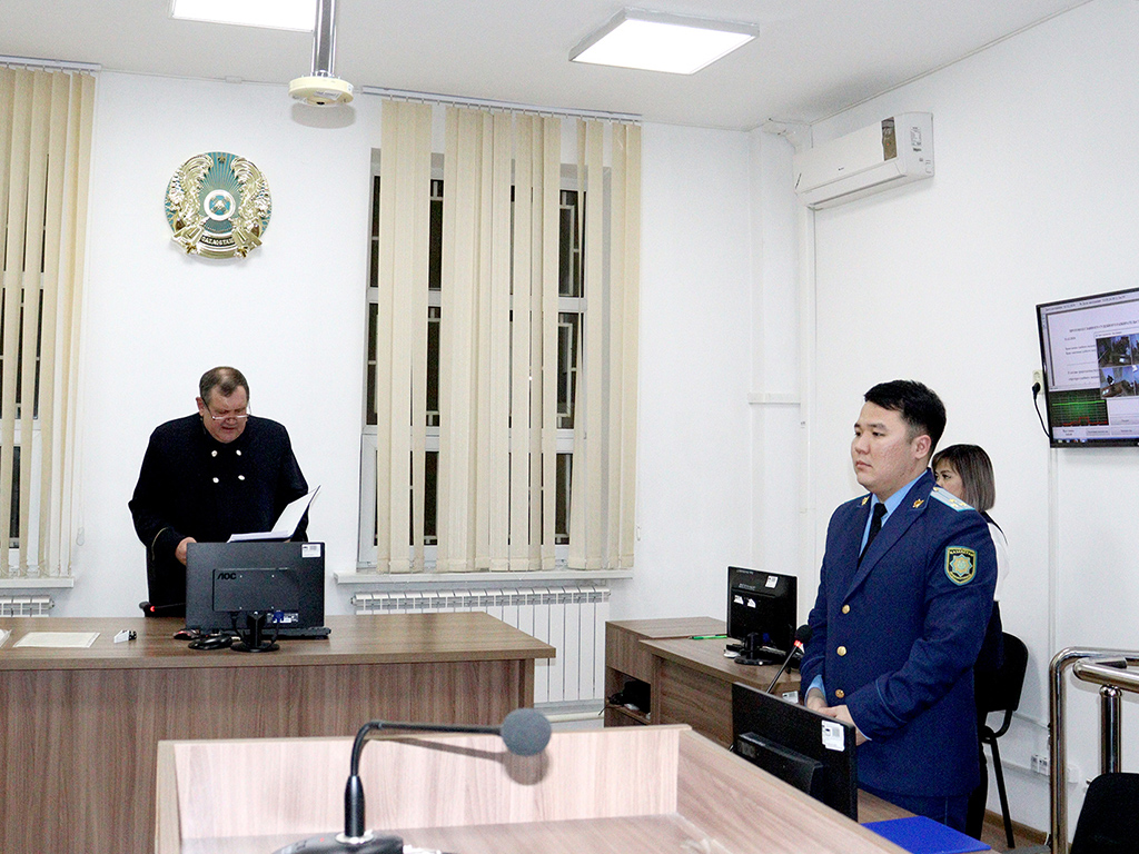 Показательный суд над осужденным
