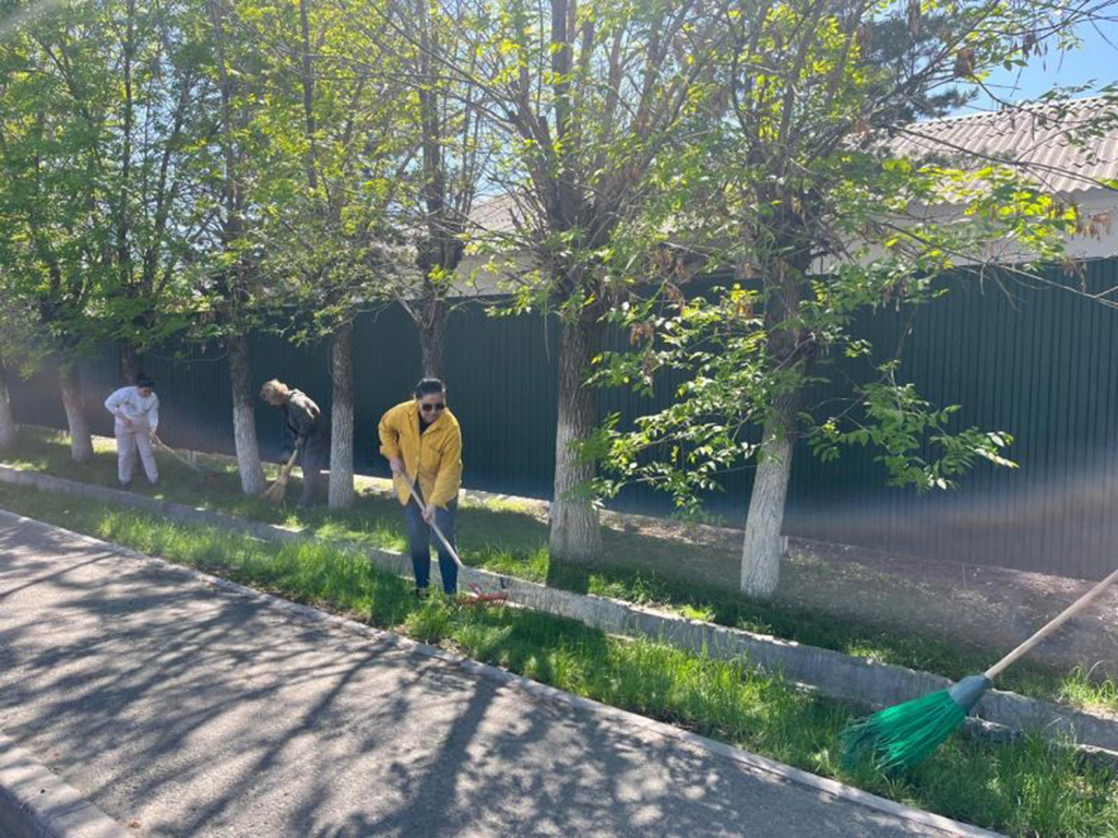Сотрудники ЦПЗ области Жетісу приняли участие в акции «Таза Қазақстан»