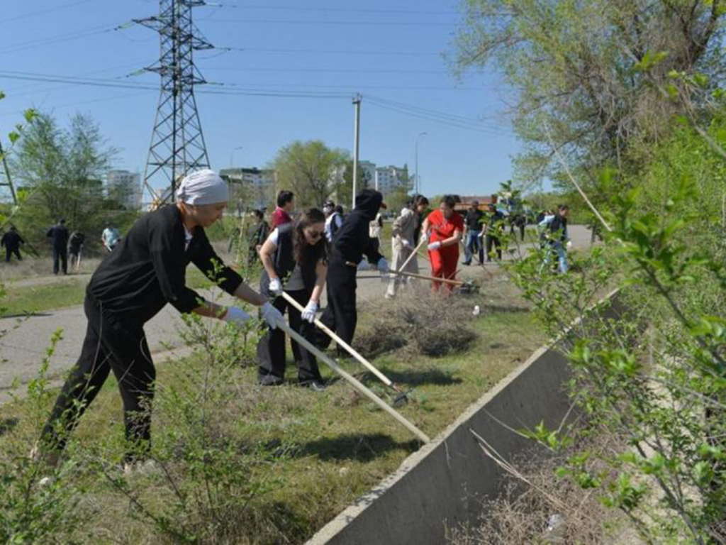 В сегодняшнем субботнике в рамках программы «Таза Қазақстан» приняли участие более 11 тысяч жетысусцев