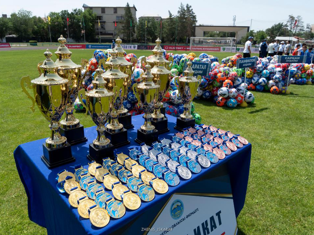 В рамках проекта «J-LEAGUE» области Жетісу стартовал финальный этап футбольных игр среди юношей