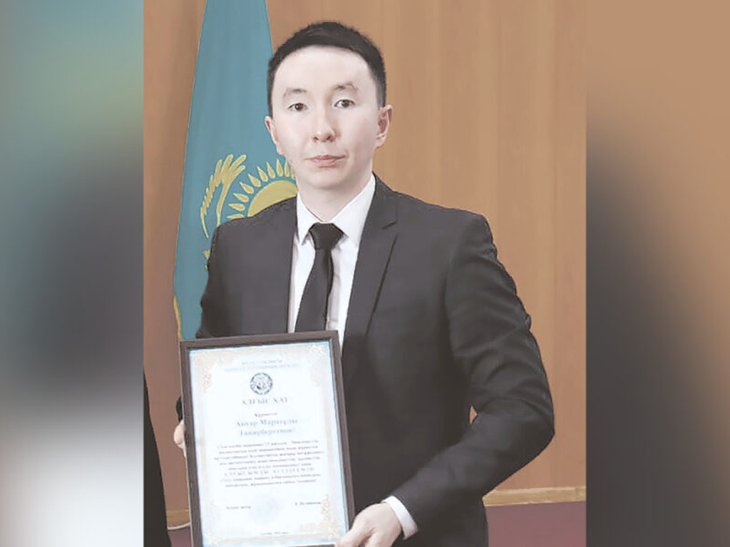 Ануар Танирбергенов: Работа в госслужбе – это не просто должность, а дело чести