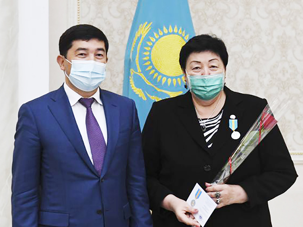 Ершімді еңбек абыройы