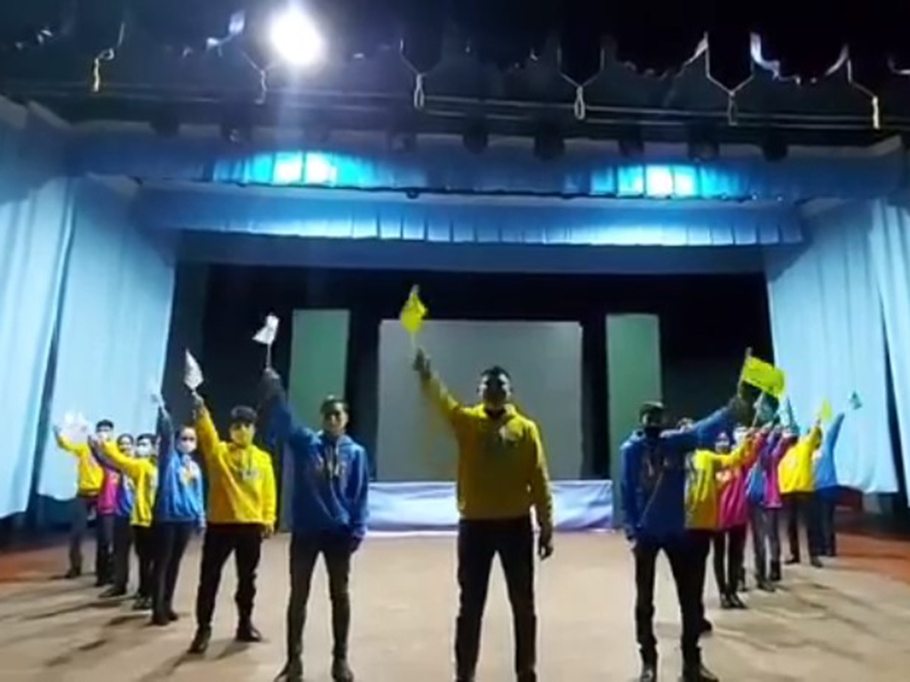 Партийный флеш-моб МК «Jas Otan» «Голосуй за Казахстан!»