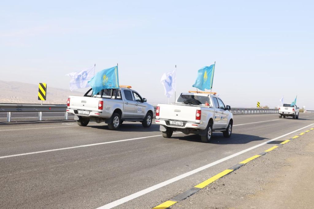 На год раньше срока: в Жетісу открыли 21-километровый участок республиканской трассы на перевале Мукры