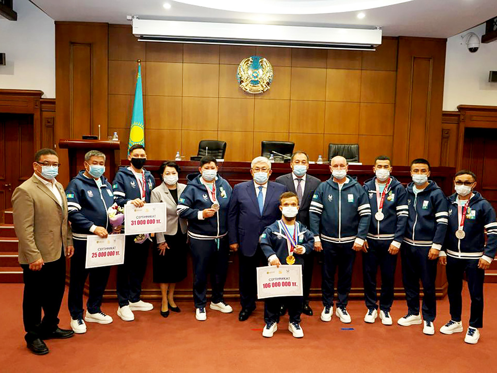 Состоялось чествование призеров Паралимпиады в Токио