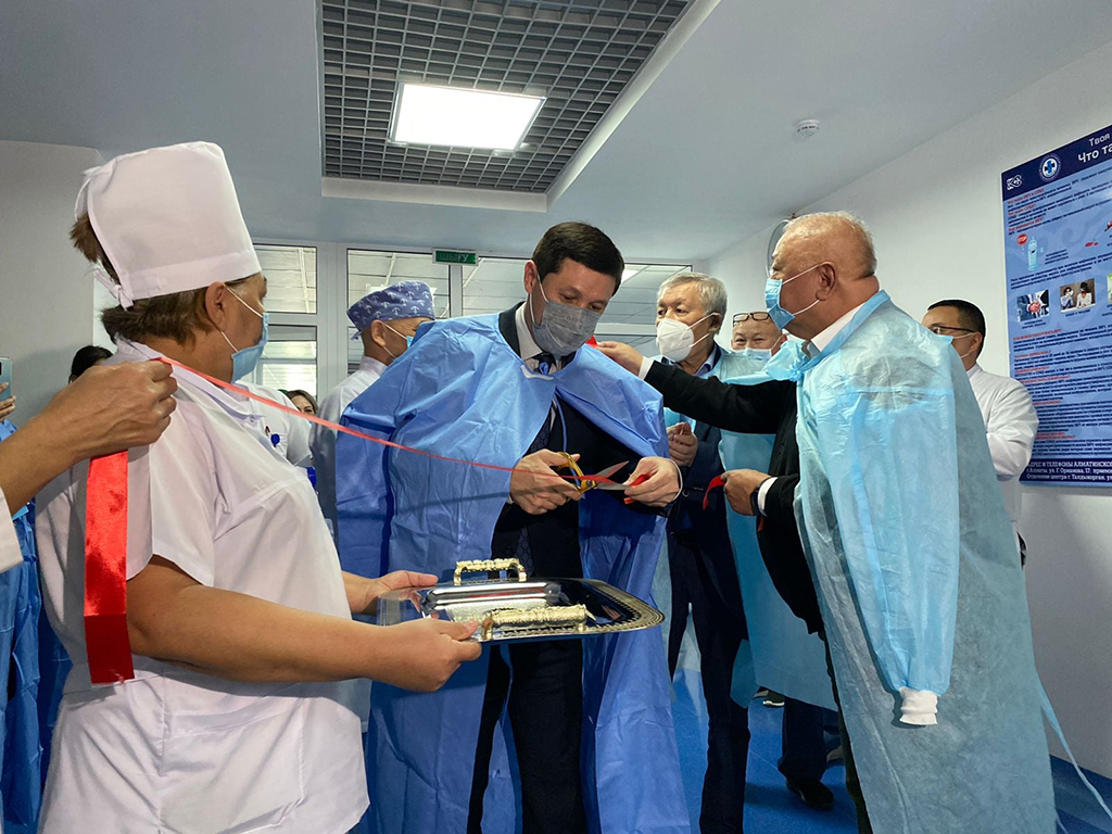 Первое отделение колопроктологии и хирургических инфекции открылось в Алматинской области