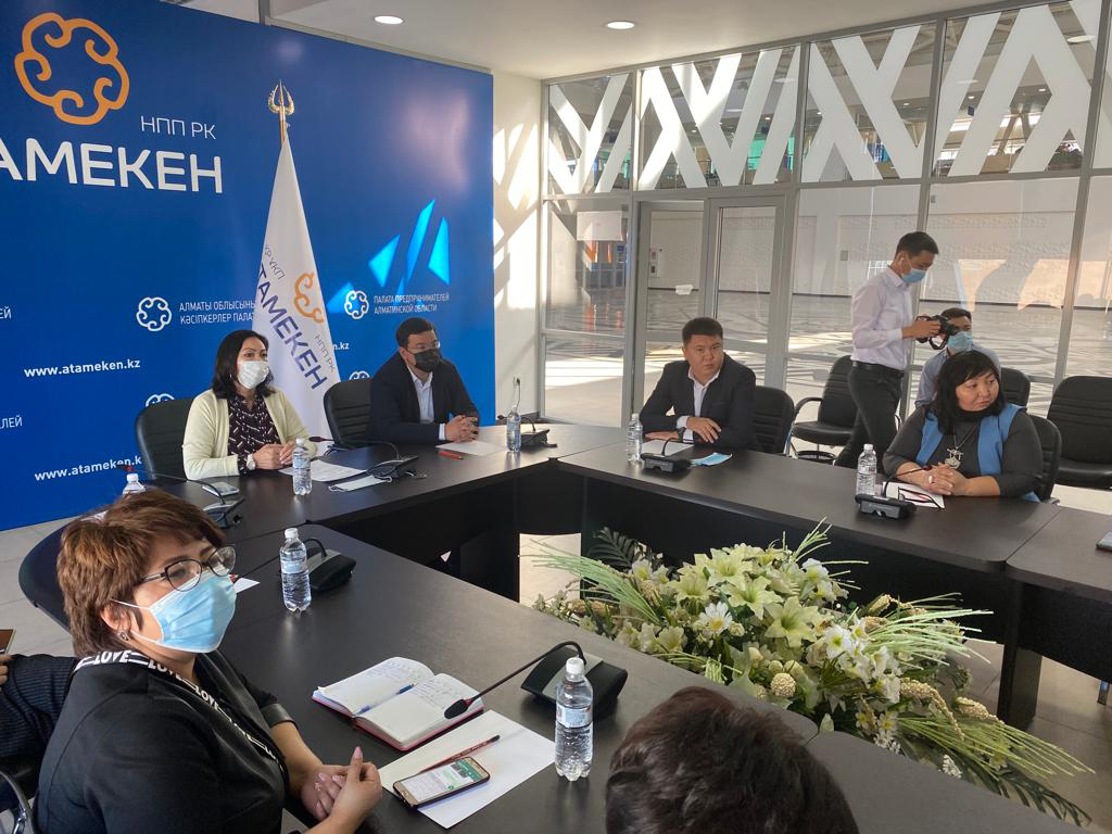 Спикеры пула встретились с представителями совета деловых женщин при палате предпринимателей Алматинской области