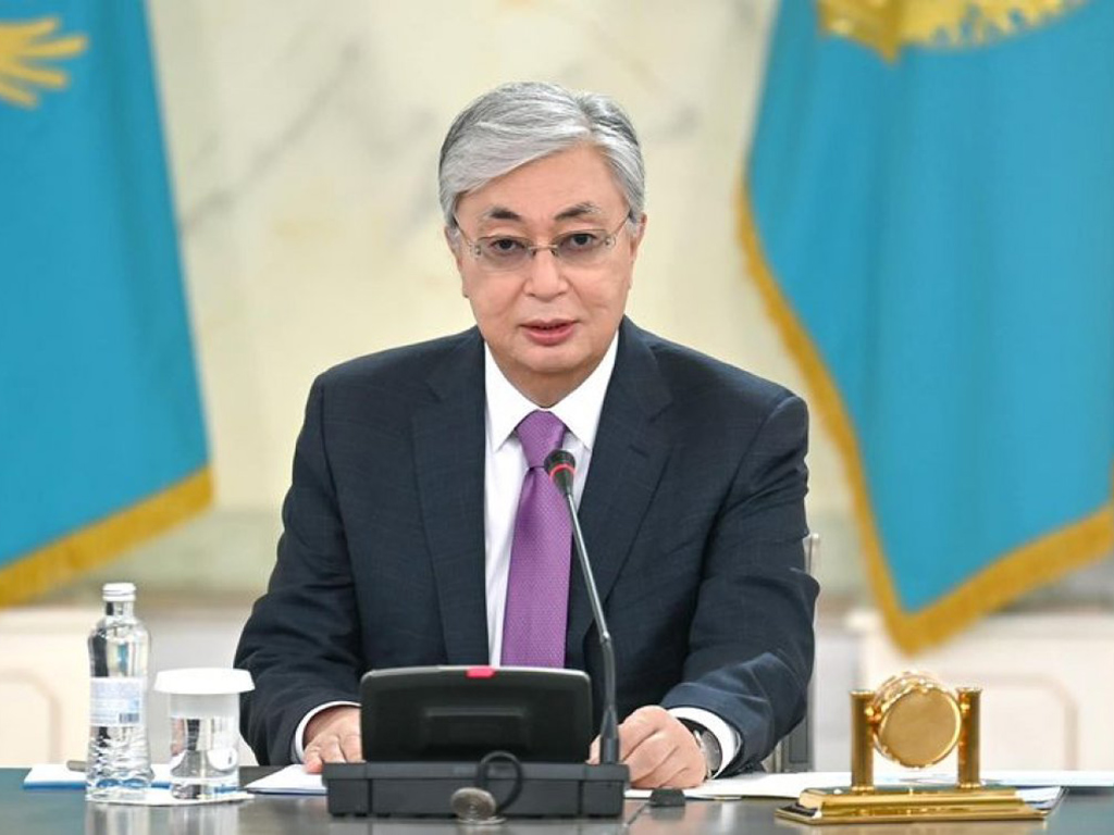  Глава государства Касым-Жомарт Токаев поручил Правительству продлить сроки действия прежних порогов достаточности до 1 апреля 2022 года