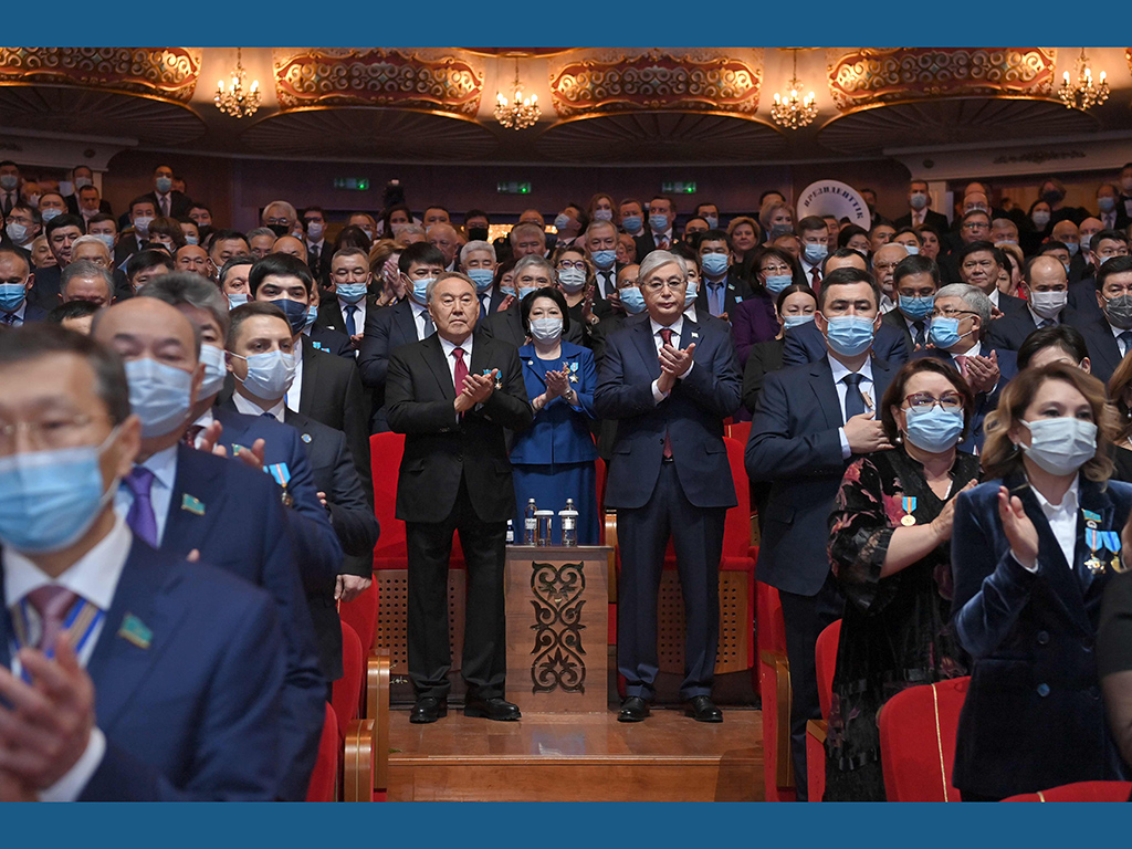 Глава государства принял участие в торжественном собрании по случаю 30-летней годовщины Независимости Республики Казахстан