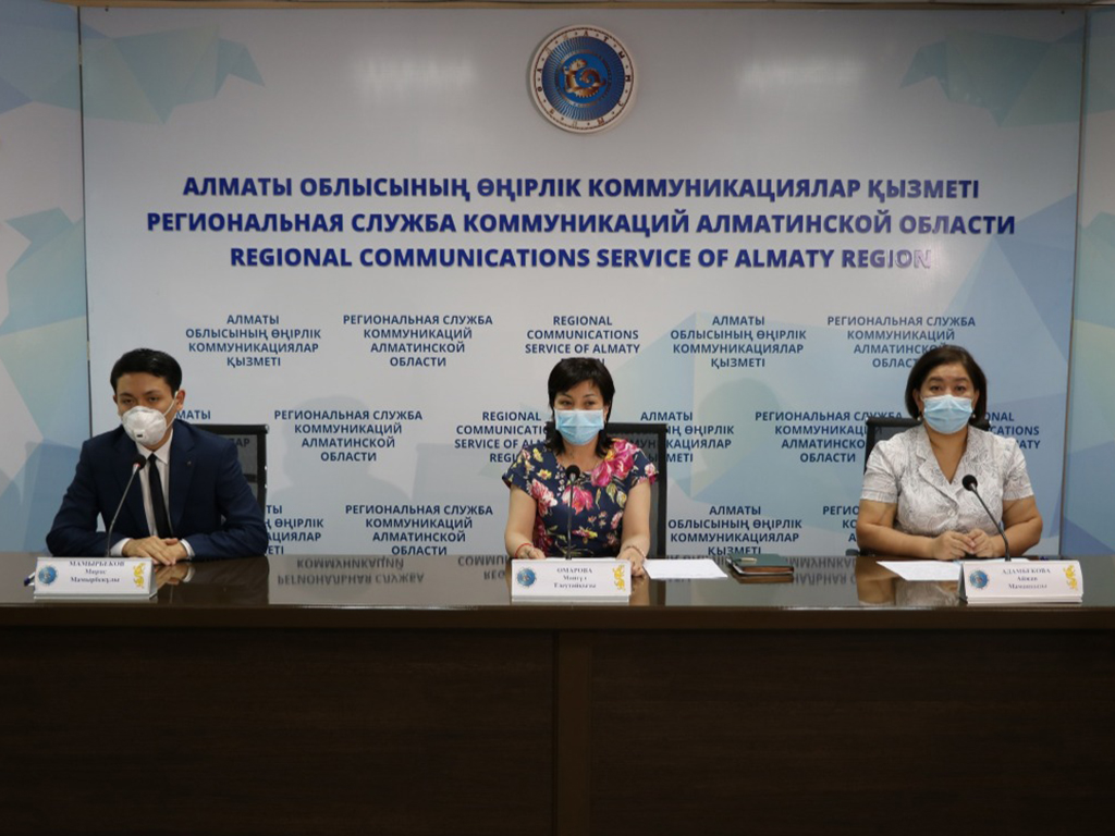 47 выпускников были отстранены от ЕНТ в Алматинской области 