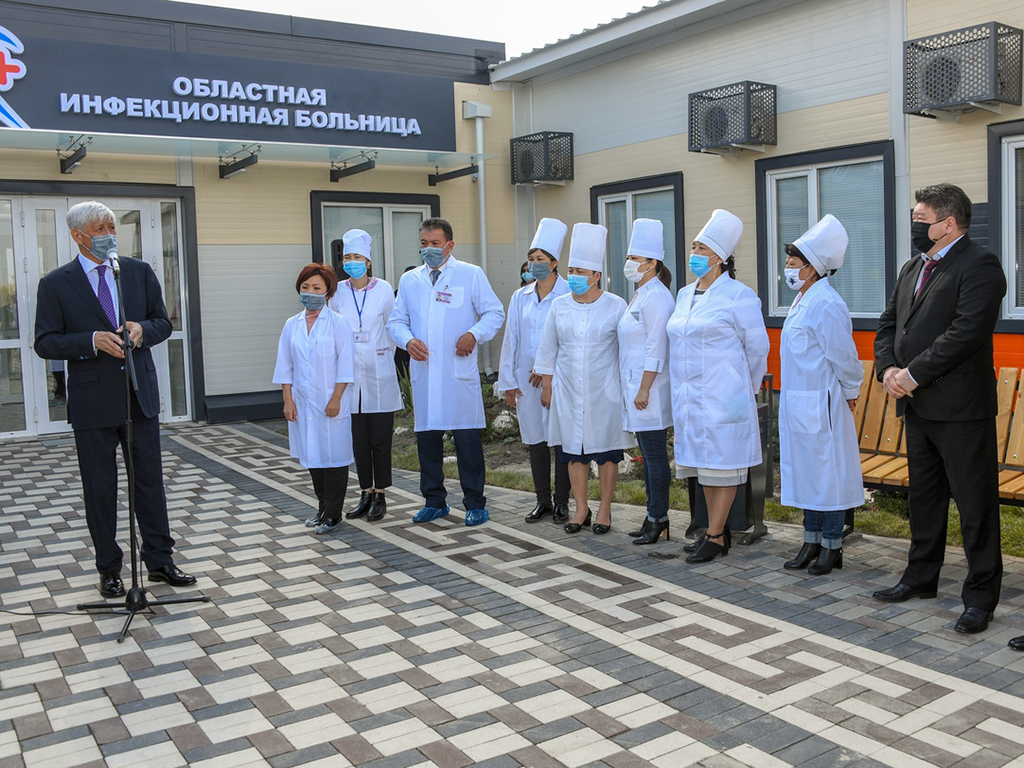 В Талдыкоргане открыли современную модульную инфекционную больницу
