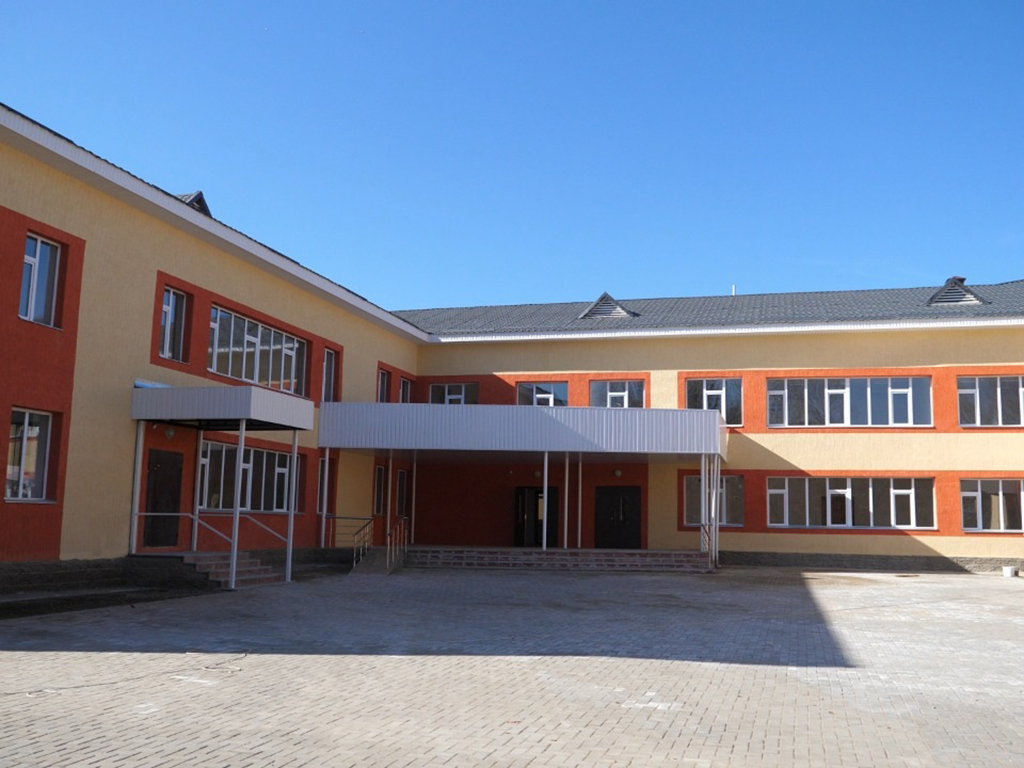 Ремонт 2-х средних школ завершился в Енбекшиказахском районе