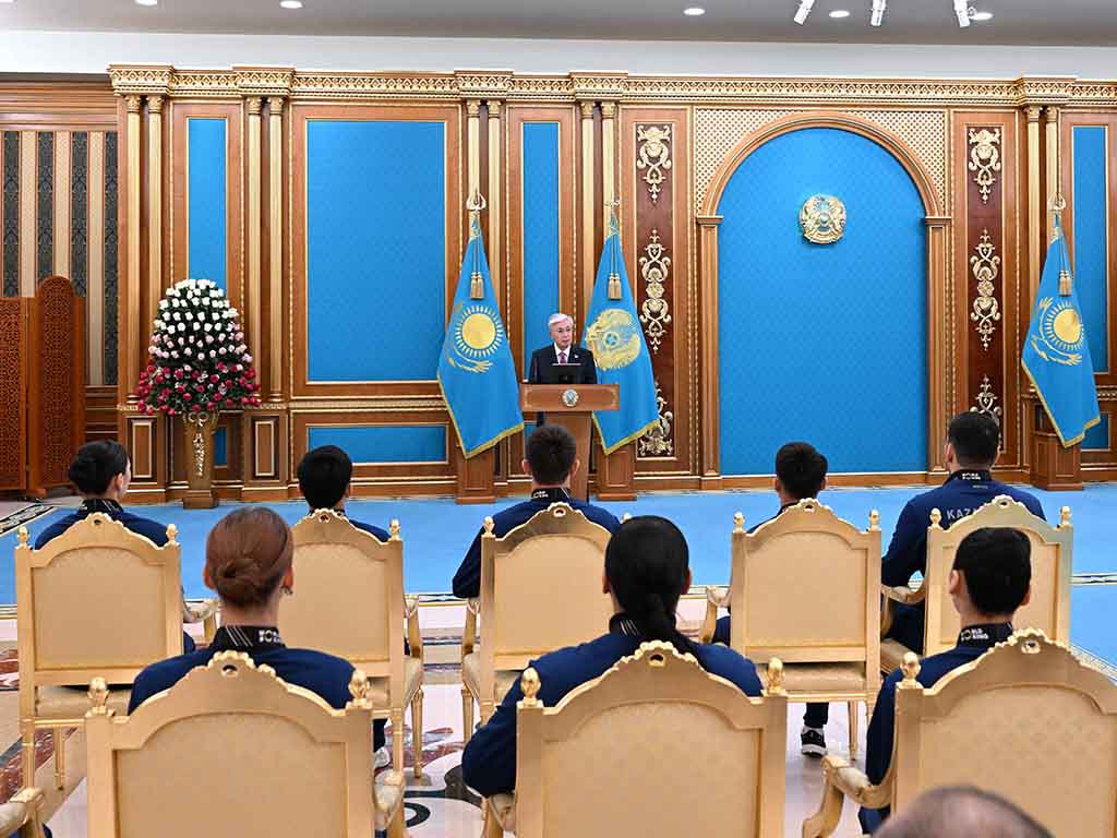 Глава государства принял участие в церемонии награждения победителей и призеров Чемпионата мира по боксу