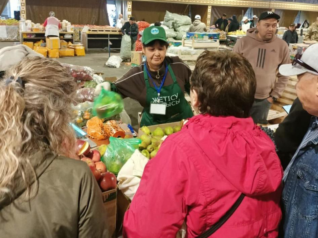 Ярмарка в столице: более 155 тонн продукции привезли сельхозтоваропроизводители Жетісу