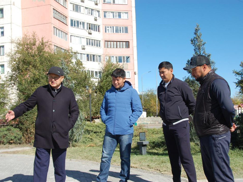 Развитие Талдыкоргана: Бейбит Исабаев проинспектировал строящиеся объекты города