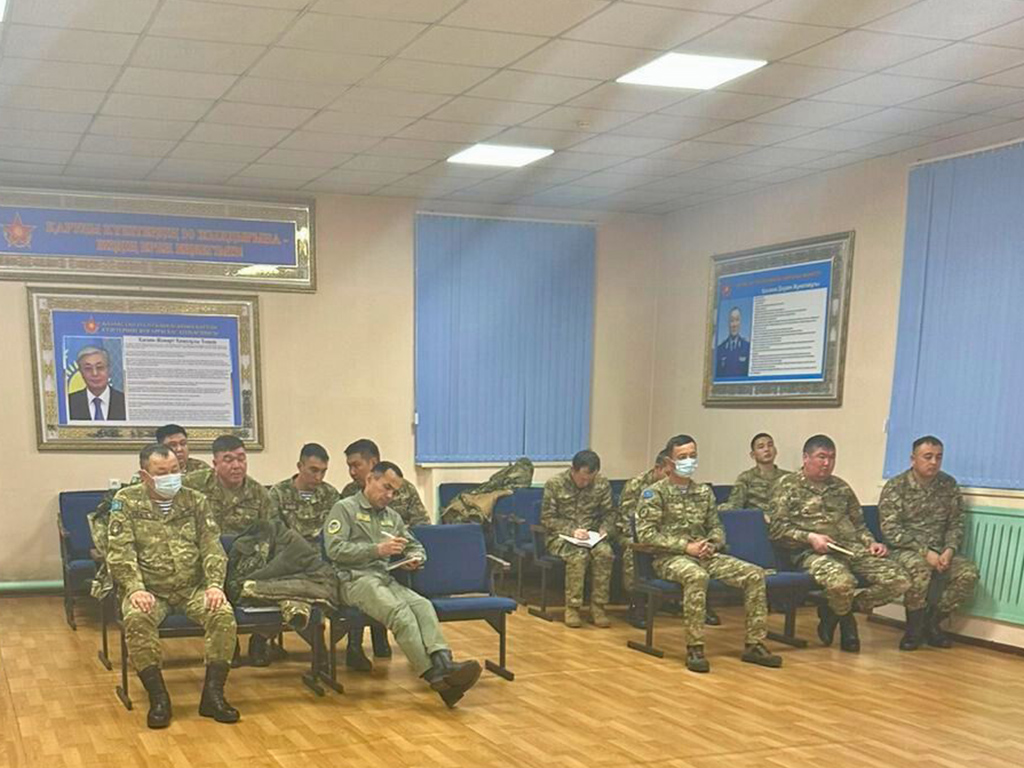 В Жетісу состоялась встреча Фонда социального медицинского страхования с военнослужащими