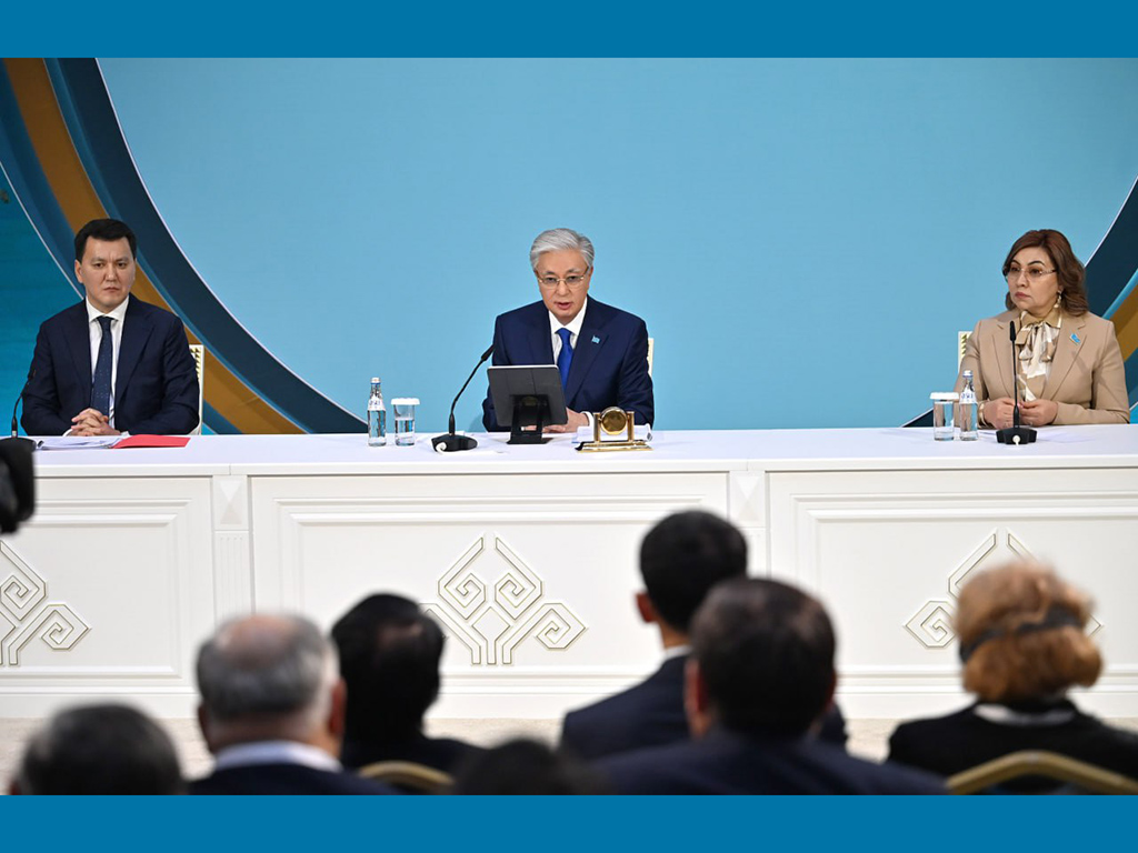 Президент: «Мы должны поддерживать патриотизм, который идет от сердца и проявляется в конкретных делах, заботе о родной земле и готовности служить обществу.