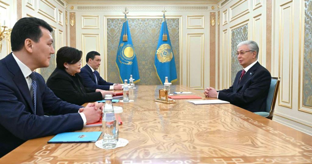 Ценности брака и семьи усилят на конституционном уровне в Казахстане 