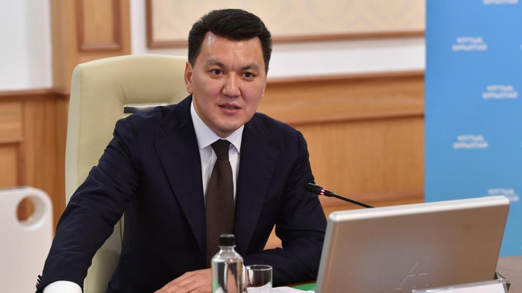 Это уже не правки, а новый смысл: Ерлан Карин о Конституции