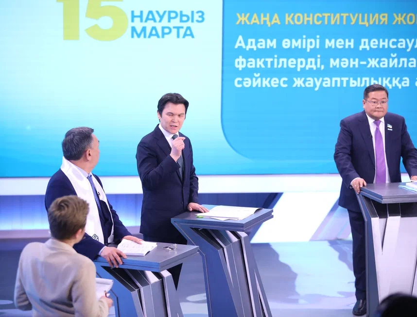 Политические партии страны поддерживают проект новой Конституции