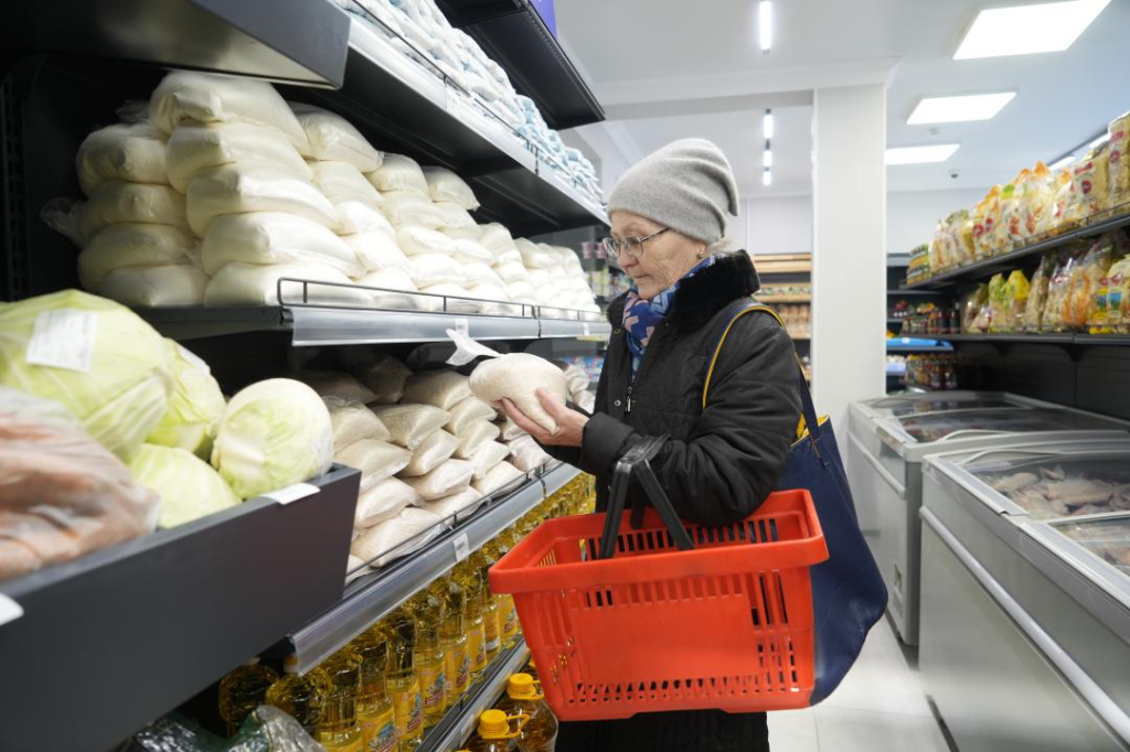 В Талдыкоргане ввели седьмой социальный магазин