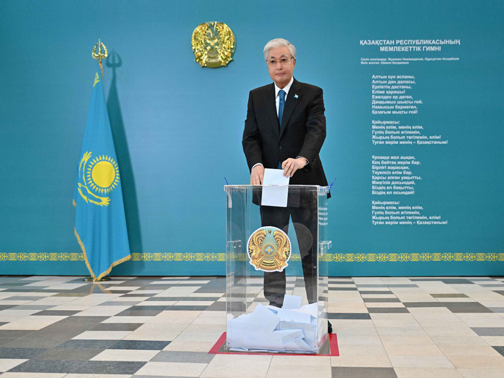Президент Касым-Жомарт Токаев проголосовал на республиканском референдуме