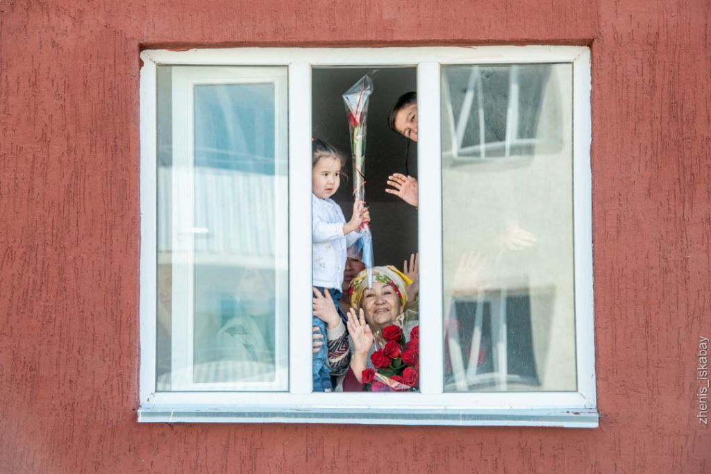 Более 100 семей переехали из аварийного жилья в новые квартиры в Талдыкоргане