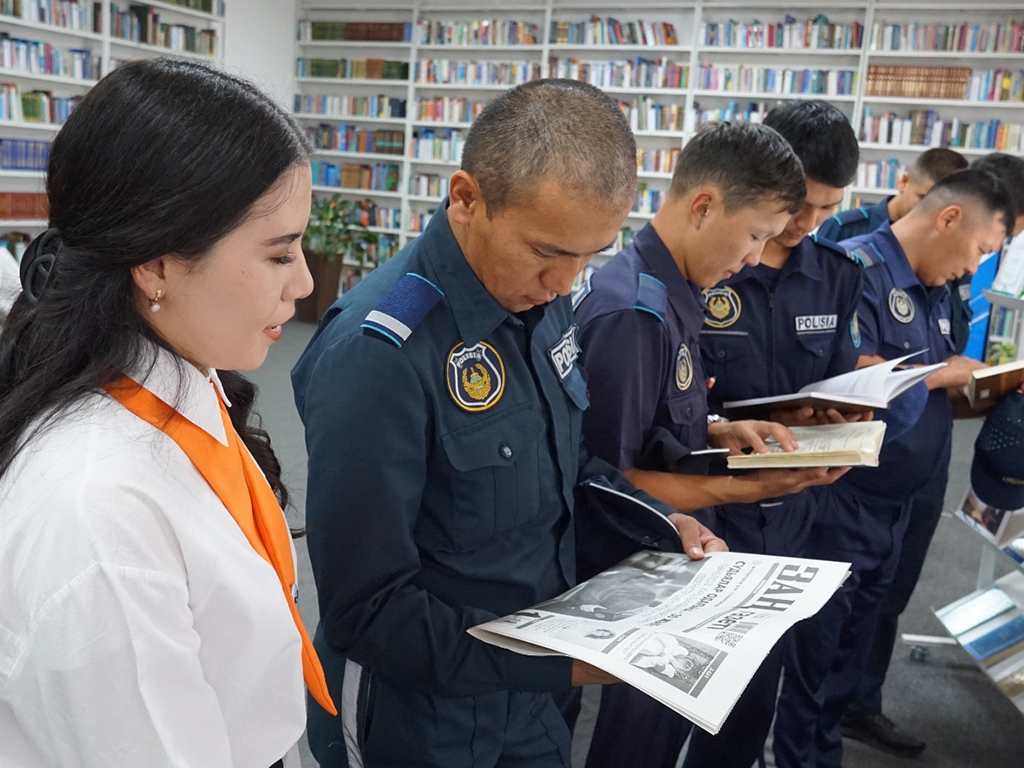 Закон начинается с книги: в Талдыкоргане открылась необычная выставка