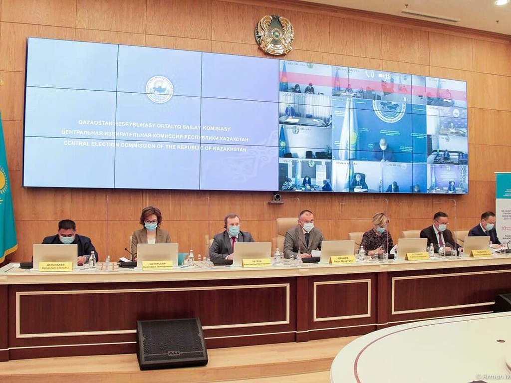 Заседание Центризбиркома о регистрации партийного списка партии «Nur Otan», об аккредитации международных наблюдателей