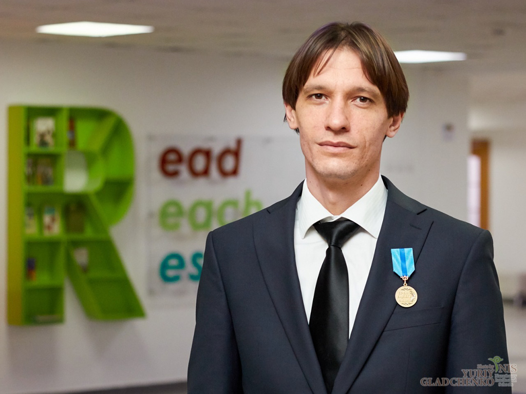 Учитель математики NIS Талдыкорган был награжден медалью «Ерен еңбегі үшін»