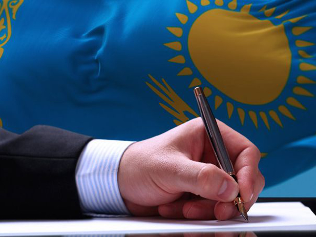 Всю визуальную информацию будут оформлять на государственном языке в Казахстане – подписан закон