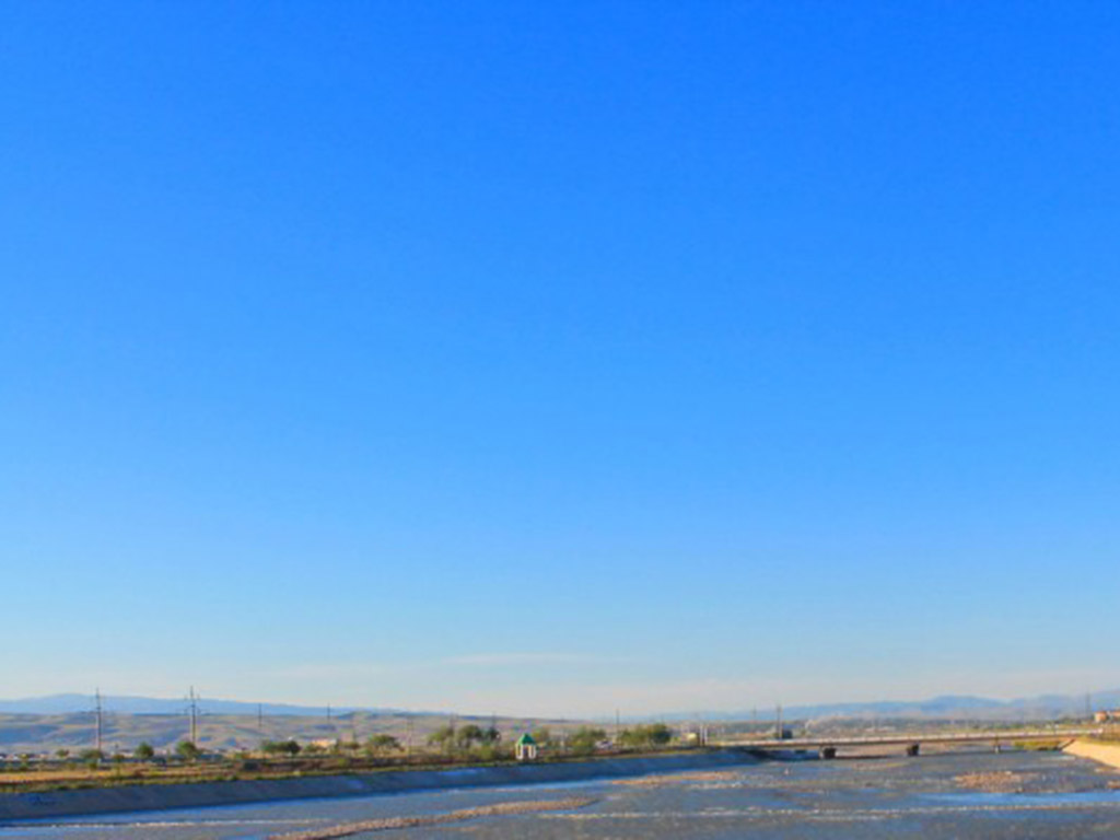 Застройка правого берега реки Каратал